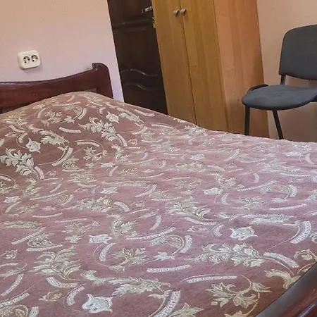 Готель Альянс *